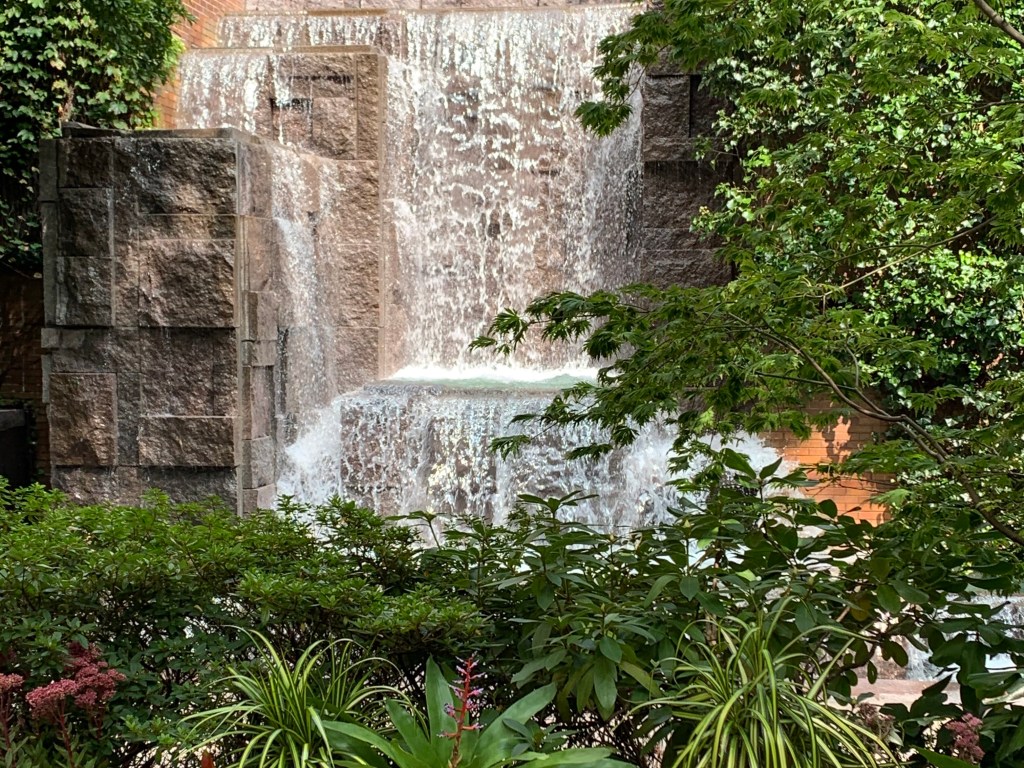 Review Guide- Greenacre Park, New York&nbsp;City